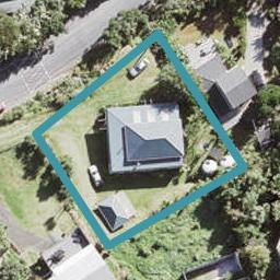 20 Beach Valley Road, New Lynn