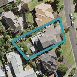 4 St Lucia Place, Unsworth Heights, Auckland