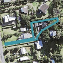 101A Marine Parade North, Piha