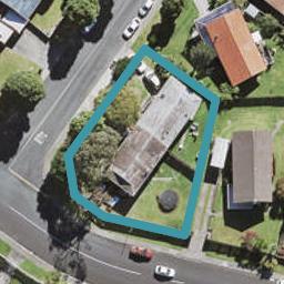 2/1 Spinella Drive, Bayview, Auckland
