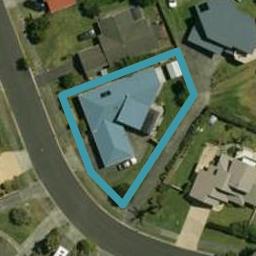 8 Bermuda Place, One Tree Point