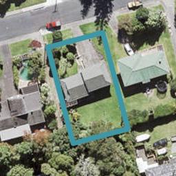 76 Cliff View Drive, Green Bay, Auckland