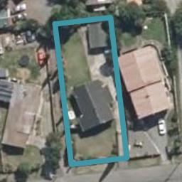 12 Flower Street, Bulls