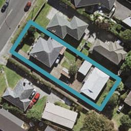 2/56 Hayr Road, Three Kings, Auckland