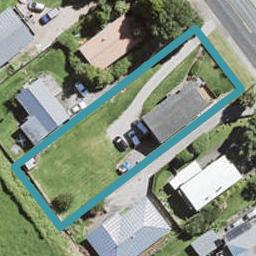 21 Pine Avenue, Henderson, Auckland