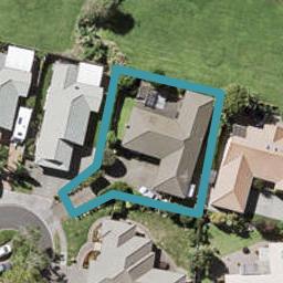 15 Arrathorne Place, Northpark, Auckland