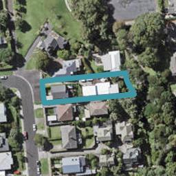 27 HANLON CRESCENT, Narrowneck, Auckland