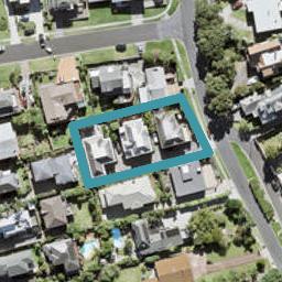 1/35 Sharon Road, Waiake, Auckland