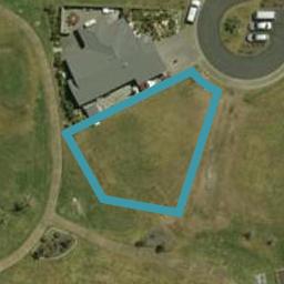 9 Cayman Court, One Tree Point