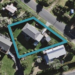 16 Alison Road, Surfdale, Waiheke Island