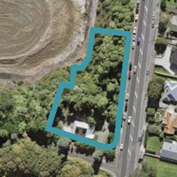 402/2 Grahame Breed Drive, Three Kings, Auckland