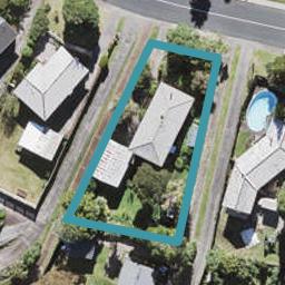 84 Lantana Road, Green Bay, Auckland