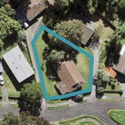 8 Cecil Beatt Place, West Harbour, Auckland