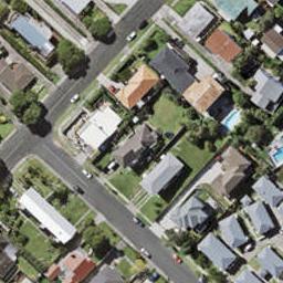 2/25 Dallinghoe Crescent, Milford, Auckland