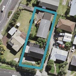 2/353 Wairau Road, Totara Vale, Auckland