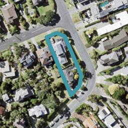 2/102 Churchill Road, Rothesay Bay, Auckland