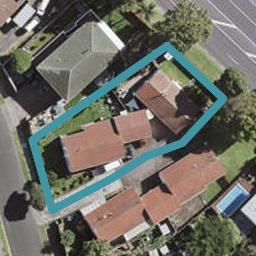 2/62 Challen Close, Conifer Grove, Takanini