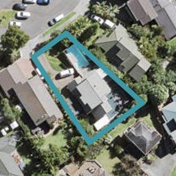 39 Taupiko Place, Green Bay, Auckland