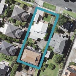 2/28 Rangitoto Terrace, Milford, Auckland