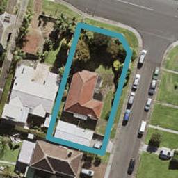 1 Dudding Avenue, Northcote, Auckland