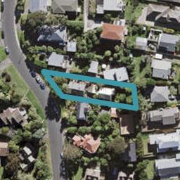 2/16 Colonial Road, Birkenhead, Auckland