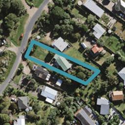 18 Kennedy Road, Surfdale, Waiheke Island