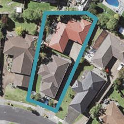 2/52 Channing Crescent, Botany Downs, Auckland