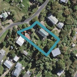 4B Beresford Avenue, Surfdale, Waiheke Island
