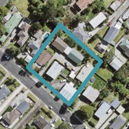 2/92 Awaroa Road, Sunnyvale, Auckland