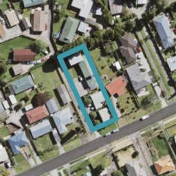 2/48 Woodside Road, Massey, Auckland