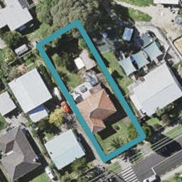 18 Roberts Avenue, Bayswater, Auckland