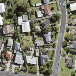 7/4 Waitaki Street, Henderson, Auckland