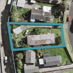 2/32 Challen Close, Conifer Grove, Takanini