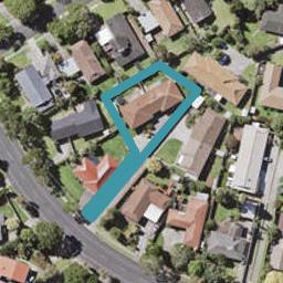 2/52 Sunderlands Road, Half Moon Bay, Auckland