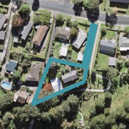 52 Lantana Road, Green Bay, Auckland