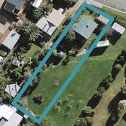 8 Nelson Avenue, Surfdale, Waiheke Island