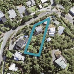 48 Rayner Road, Piha