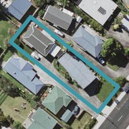 2/76 Sunnynook Road, Sunnynook, Auckland