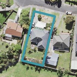 11 Cajero Place, Green Bay, Auckland