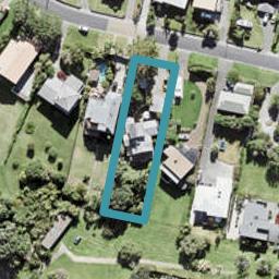 8 The Crescent, Tindalls Beach, Whangaparaoa
