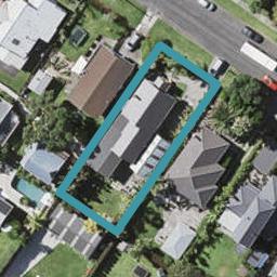 1 Coronation Street, Belmont, Auckland