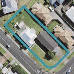 51 Sturges Road, Henderson, Auckland