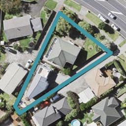 2/664 East Coast Road, Pinehill, Auckland