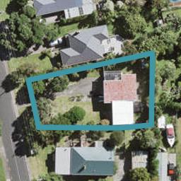1 Deane Avenue, Titirangi, Auckland