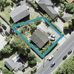 906 Beach Road, Waiake, Auckland
