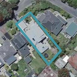 11 West Road, Northland, Wellington