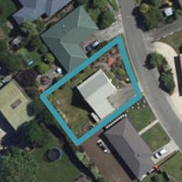 28 Maple Crescent, Richmond