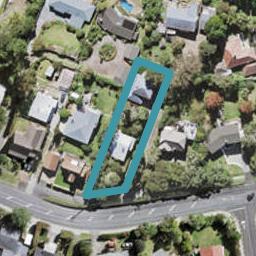 1/199 Golf Road, Titirangi, Auckland