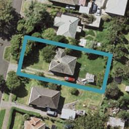 42 Waddell Avenue, Point England, Auckland