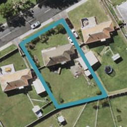77 Roberts Avenue, Bayswater, Auckland